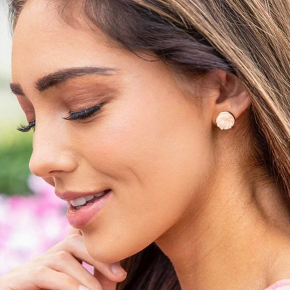 Plunder Design Mimi Earrings - Picture 1 of 3